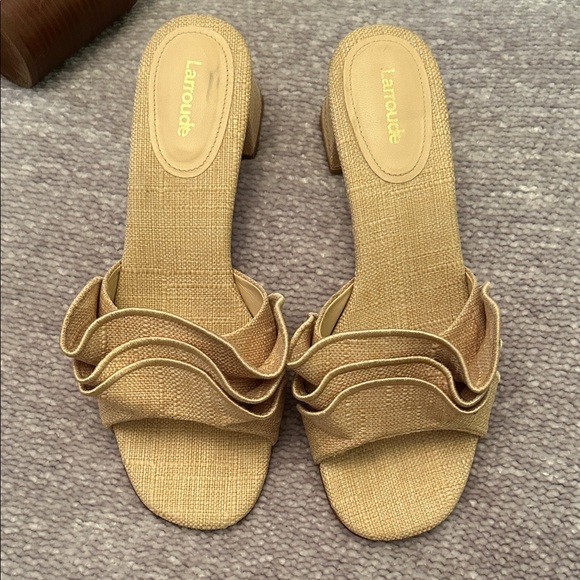 Larroude Tan Textured Mules - Picture 1 of 2